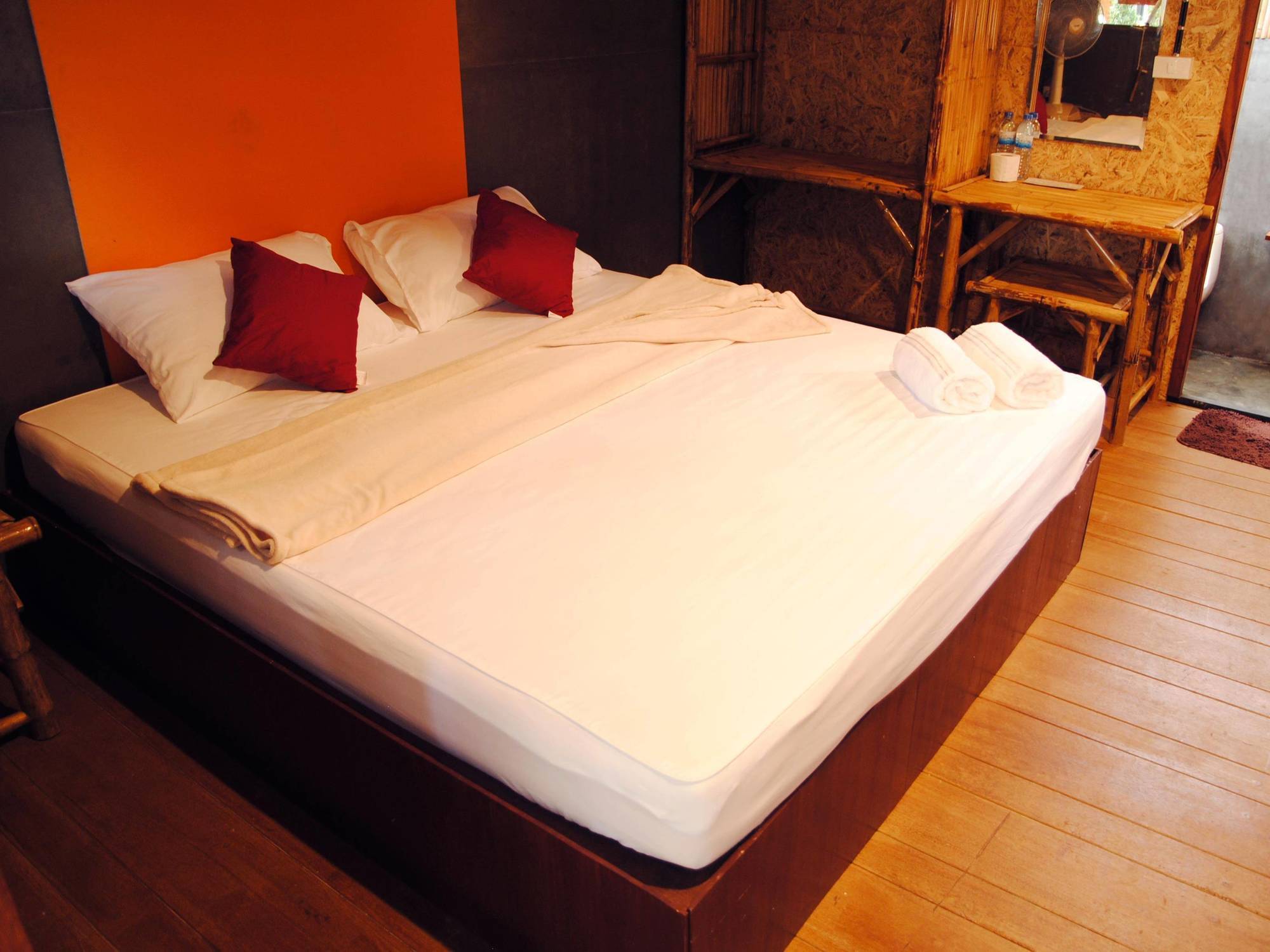 Little Hut Hotel Đảo Ko Phayam Ngoại thất bức ảnh